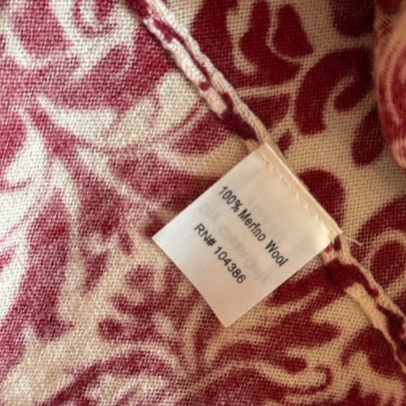 Garnet Hill 100% Merino Wool cardigan, large - Picture 3 of 4